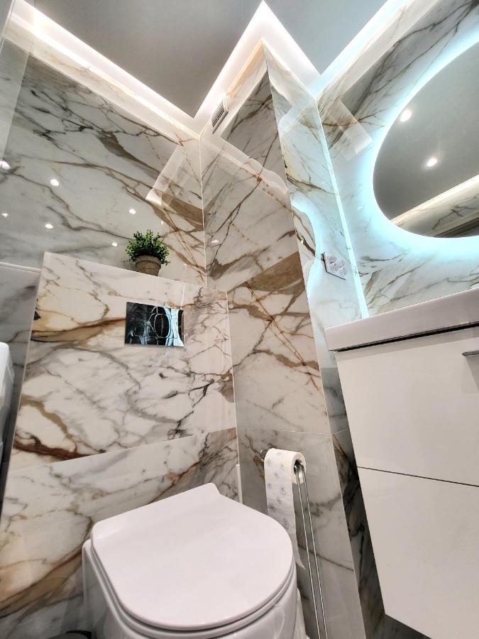 Eksclusive Apartment Paradise Down Town 6 Persons 3 Rooms Krakow Bagian luar foto