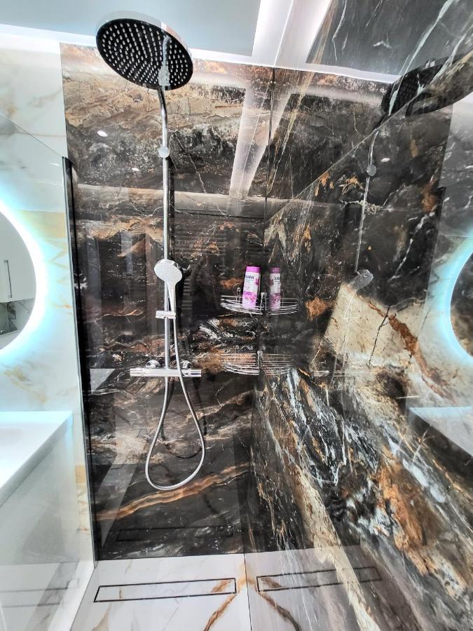 Eksclusive Apartment Paradise Down Town 6 Persons 3 Rooms Krakow Bagian luar foto